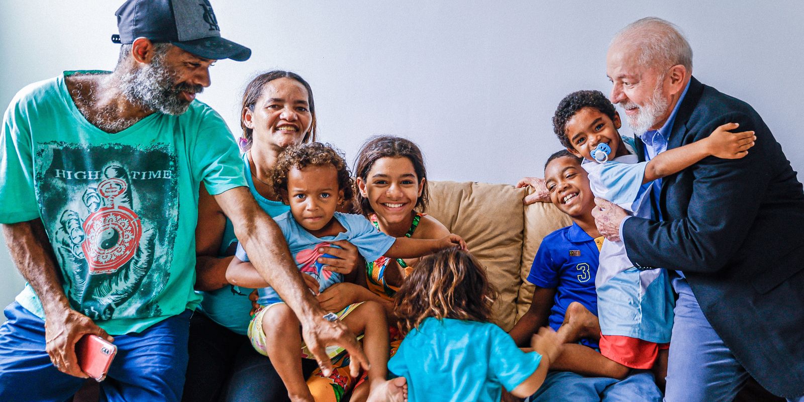 Famílias recebem indenizações por “prédios-caixão” em Pernambuco